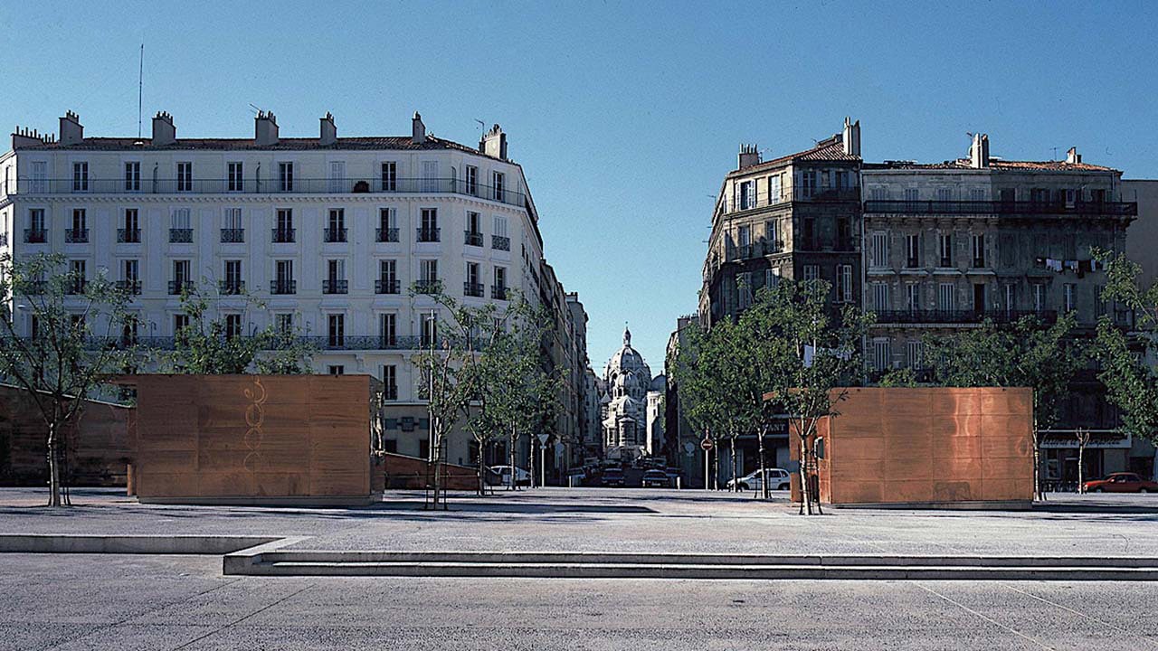 Vue de la place de Joliette à Marseille par Marie France Chatenet architecte